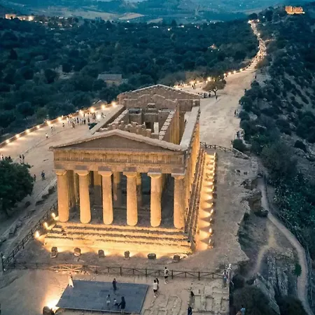 招待所 La Casetta Di Ro Ro' Vista Sulla Valle Dei Templi 3*