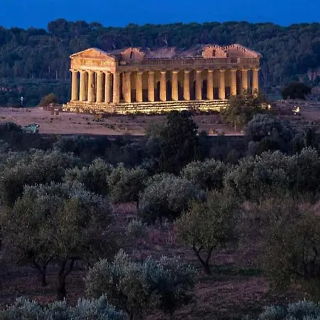 La Casetta Di Ro Ro' Vista Sulla Valle Dei Templi Gasthof Agrigent