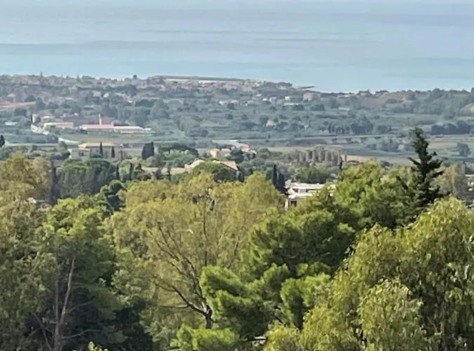 게스트하우스 La Casetta Di Ro Ro' Vista Sulla Valle Dei Templi 3*